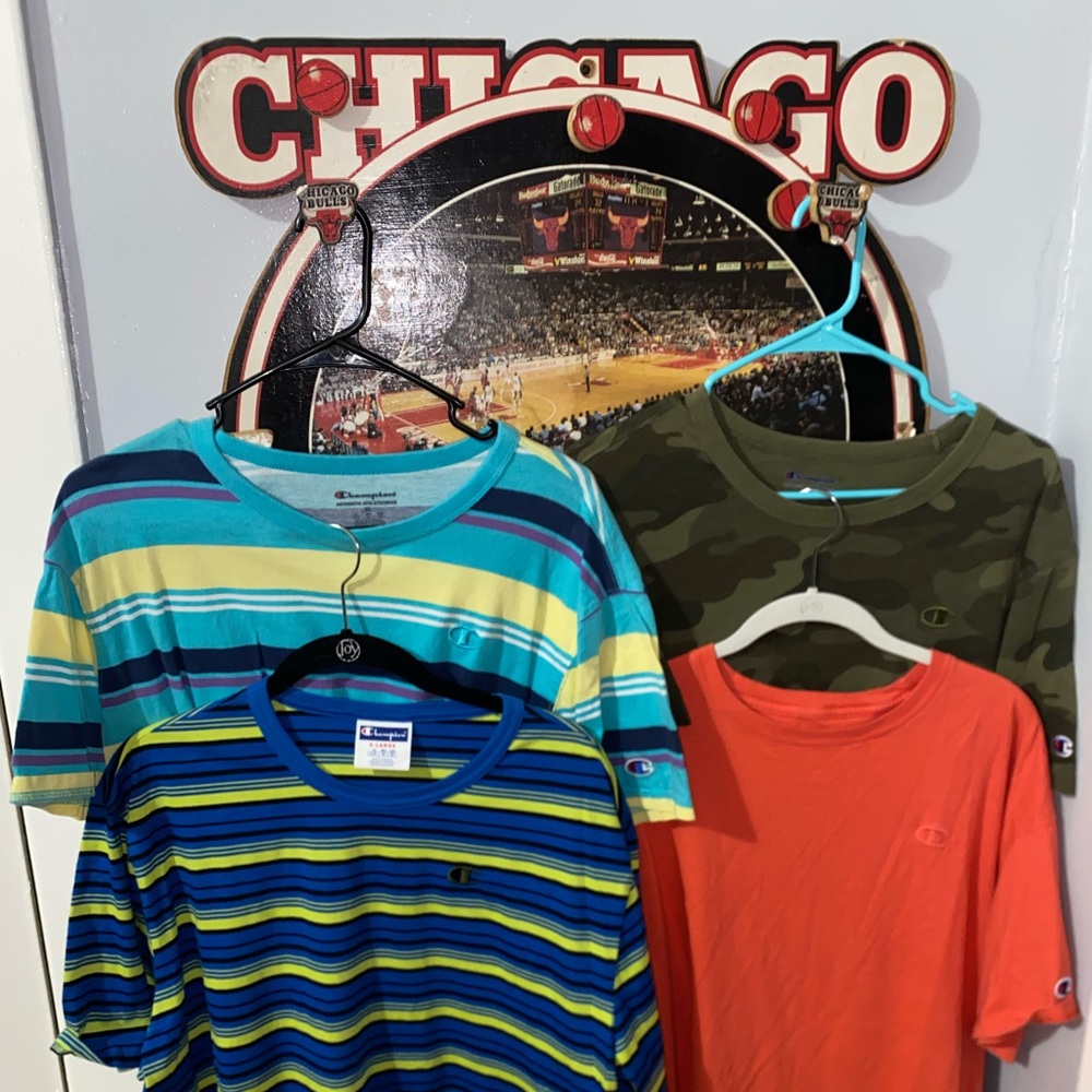 Champion t shirt bundle of 4 size XL